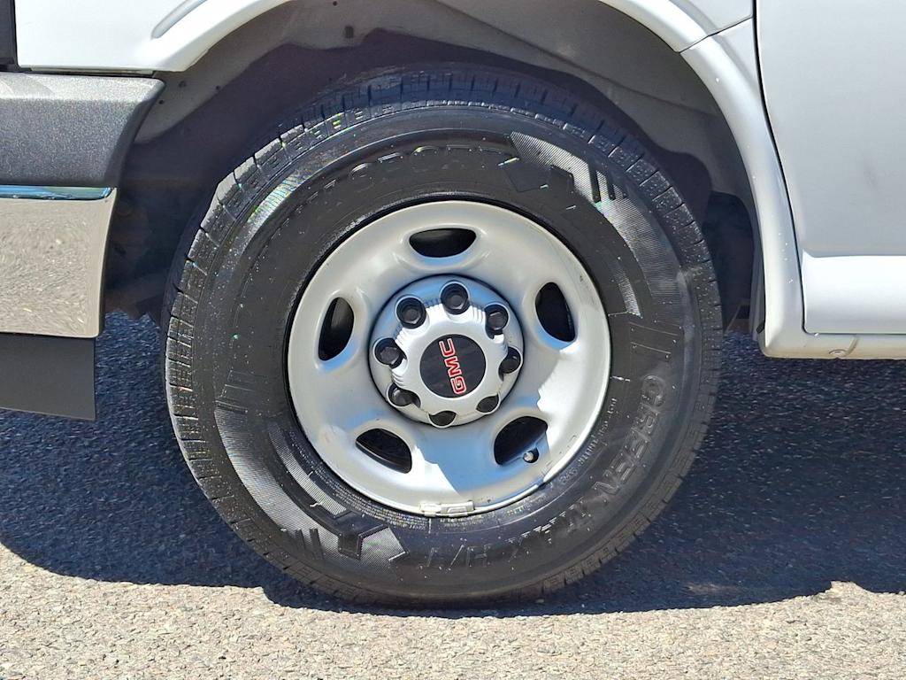 Thumbnail: 2019 GMC Savana - 6