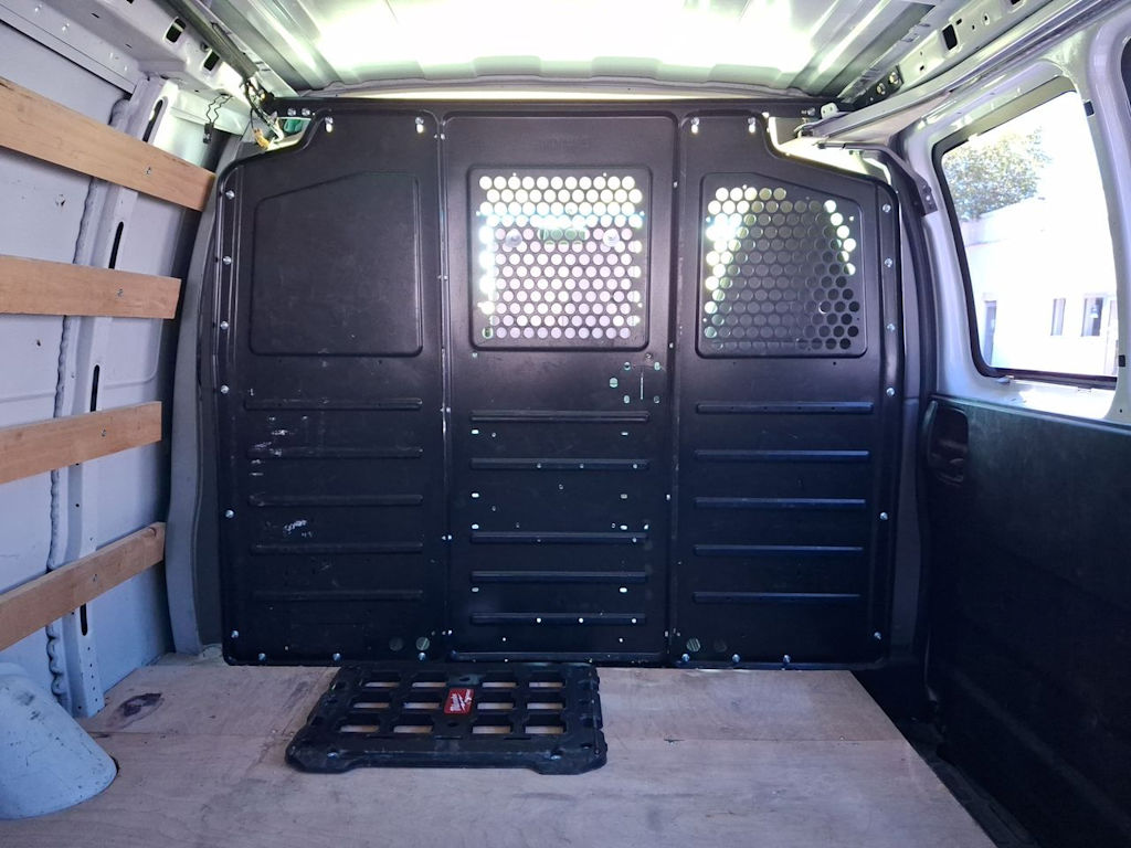 Thumbnail: 2019 GMC Savana - 12