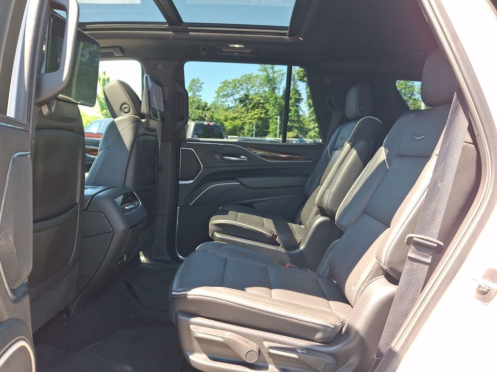 Thumbnail: 2021 Cadillac Escalade - 28