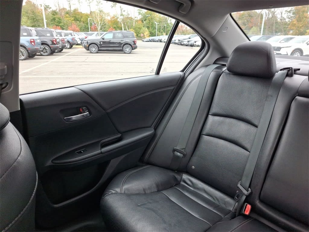 Thumbnail: 2015 Honda Accord - 10