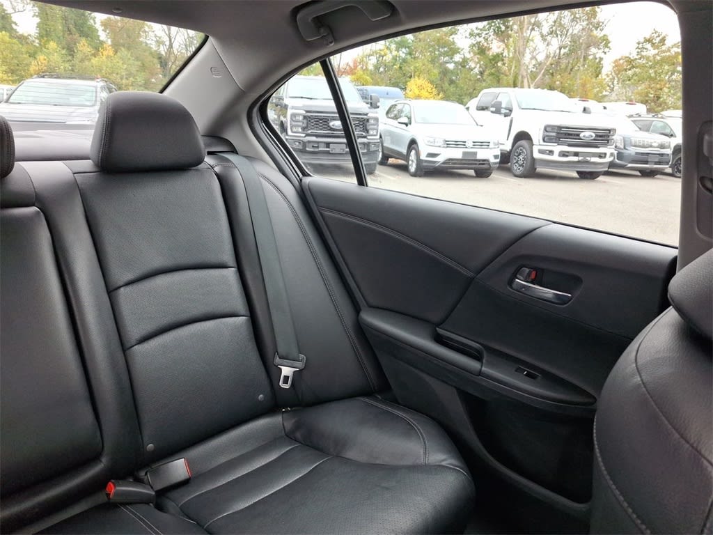 Thumbnail: 2015 Honda Accord - 22