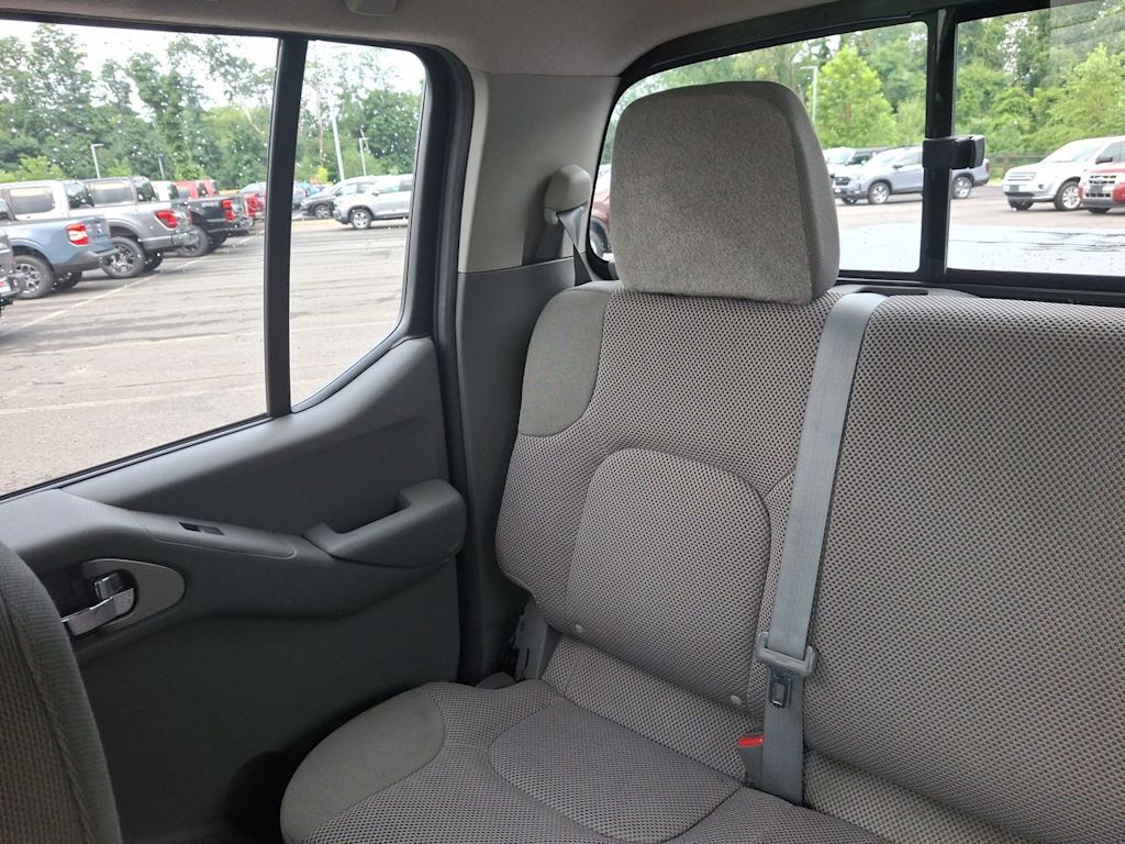 Thumbnail: 2016 Nissan Frontier - 10
