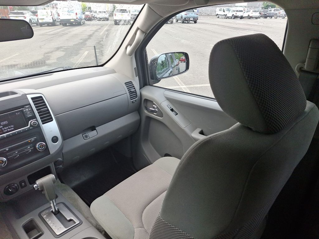 Thumbnail: 2016 Nissan Frontier - 8