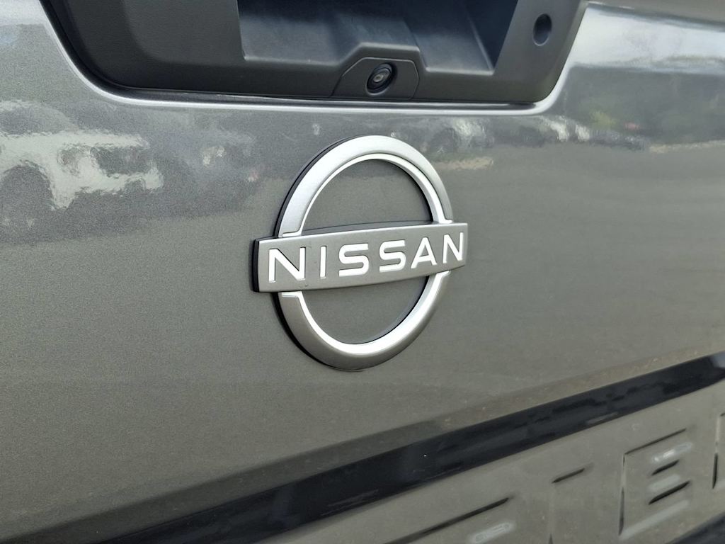 Thumbnail: 2024 Nissan Frontier - 29