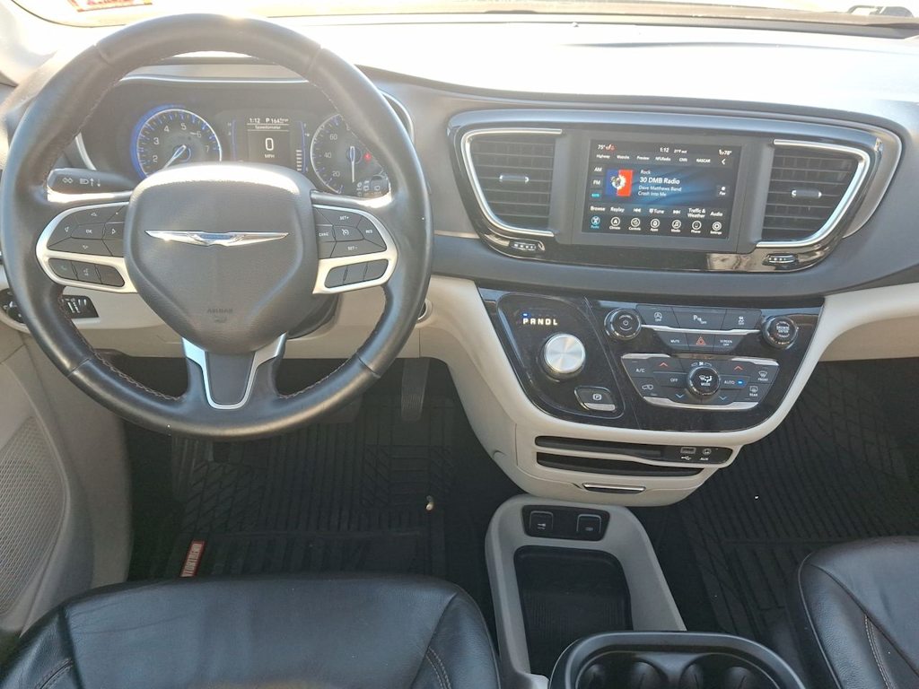 Thumbnail: 2020 Chrysler Pacifica - 11