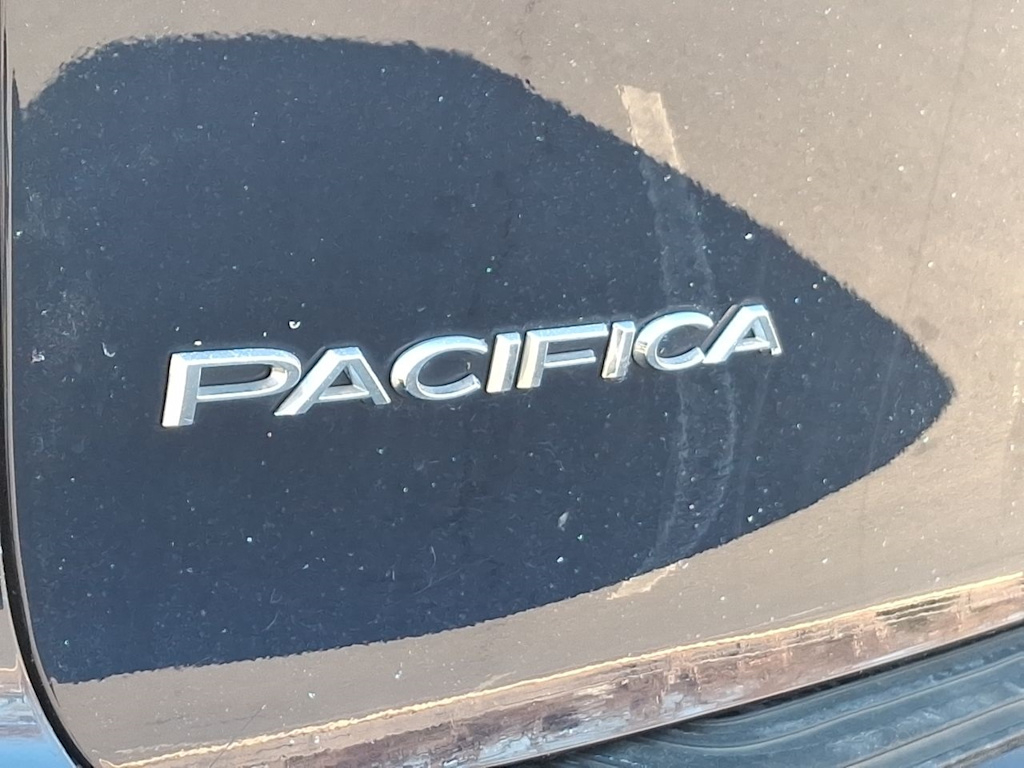 Thumbnail: 2020 Chrysler Pacifica - 29