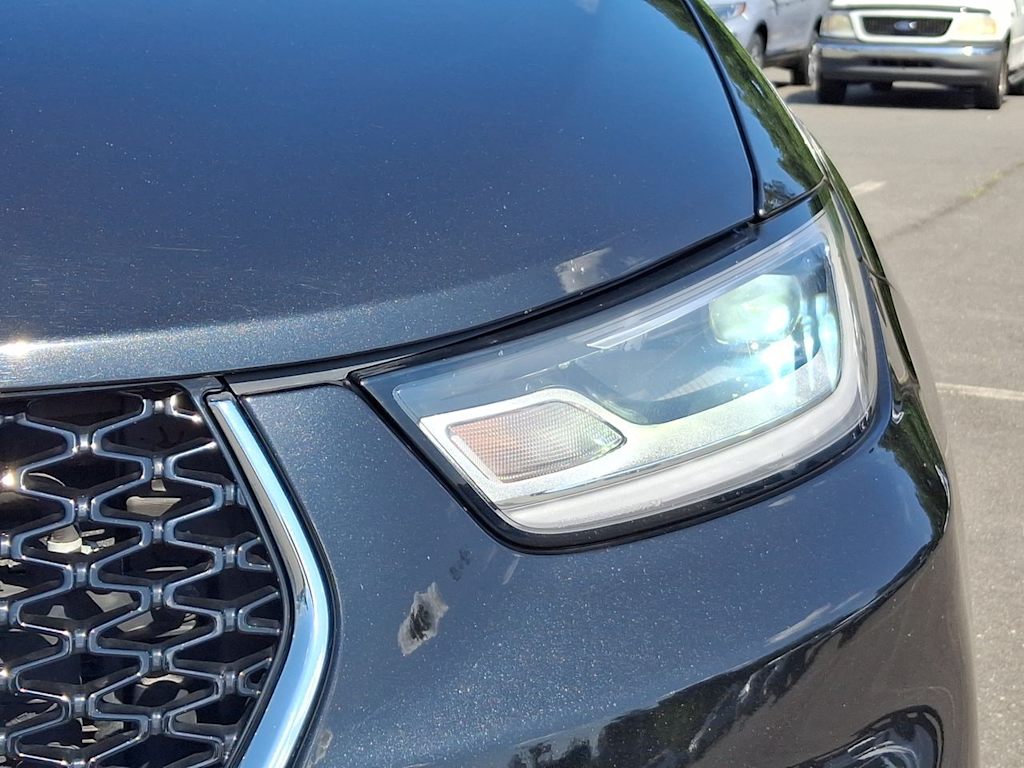 Thumbnail: 2023 Chrysler Pacifica - 30