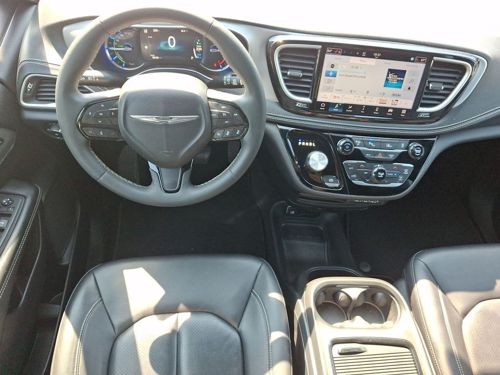 Thumbnail: 2024 Chrysler Pacifica - 11
