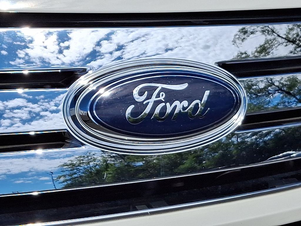 Thumbnail: 2010 Ford Edge - 5