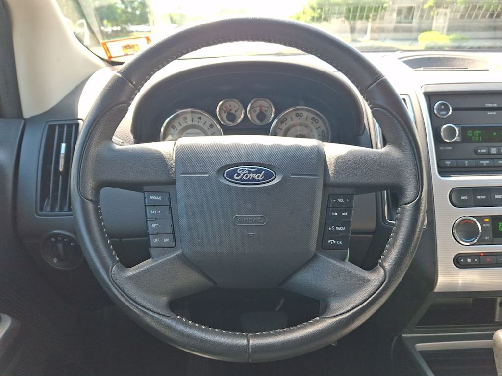 Thumbnail: 2010 Ford Edge - 10
