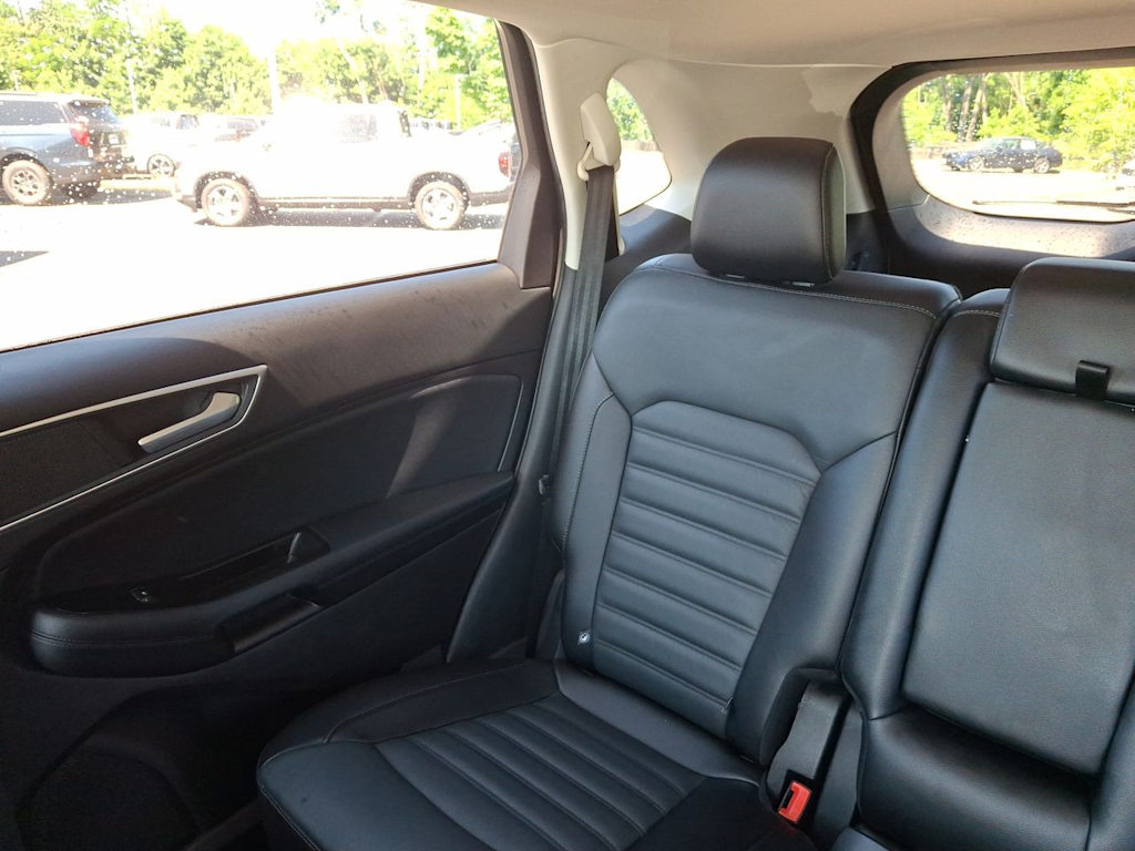 Thumbnail: 2018 Ford Edge - 9