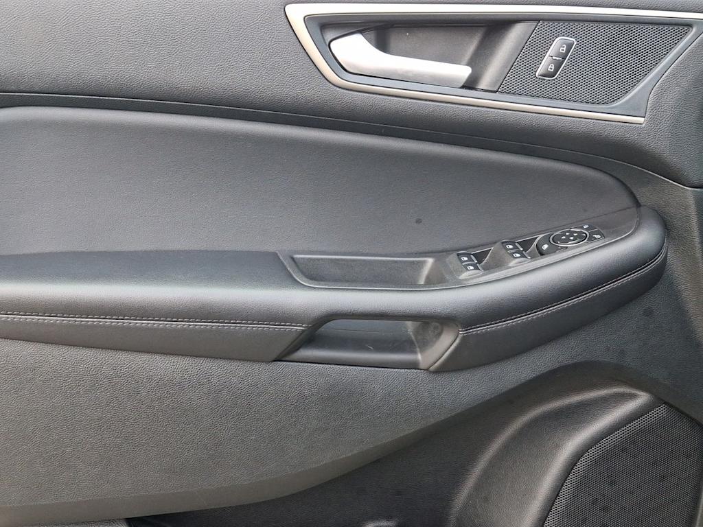 Thumbnail: 2024 Ford Edge - 24