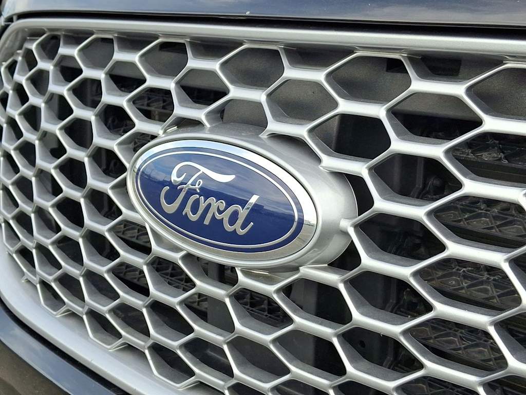 Thumbnail: 2024 Ford Edge - 5