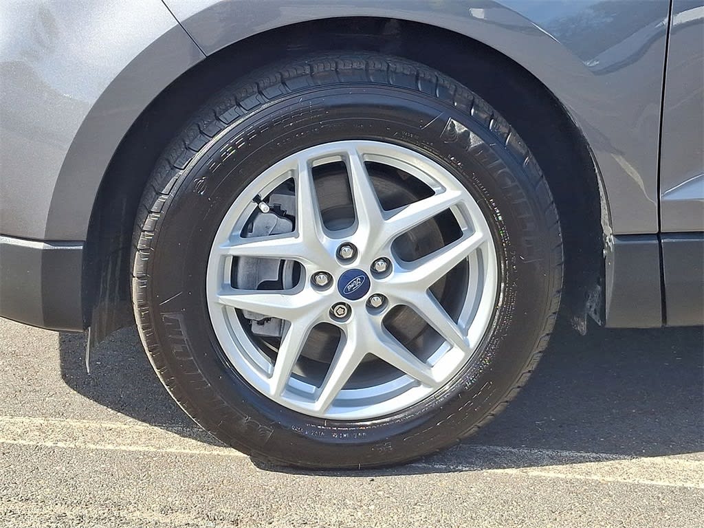 Thumbnail: 2022 Ford Edge - 6