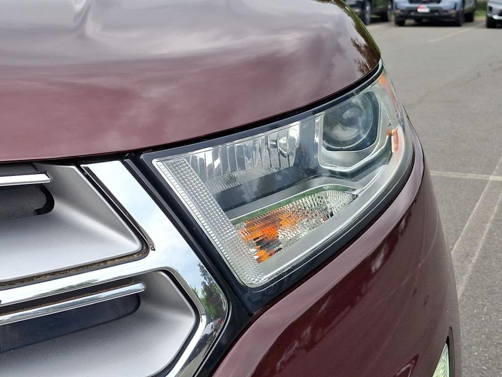 Thumbnail: 2017 Ford Edge - 28