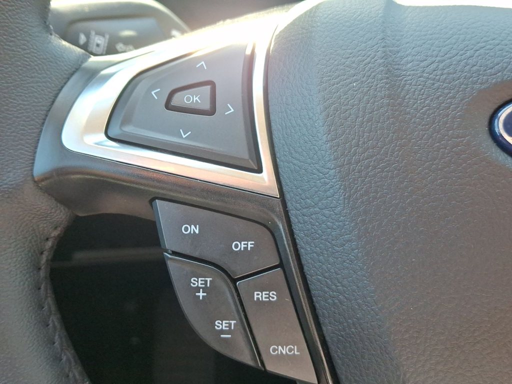 Thumbnail: 2024 Ford Edge - 25