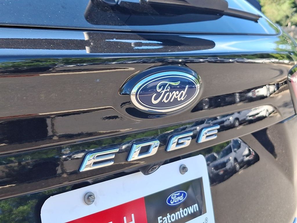 Thumbnail: 2024 Ford Edge - 29
