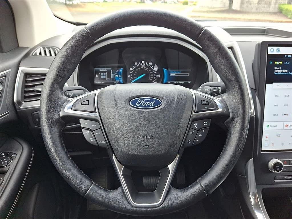 Thumbnail: 2022 Ford Edge - 2