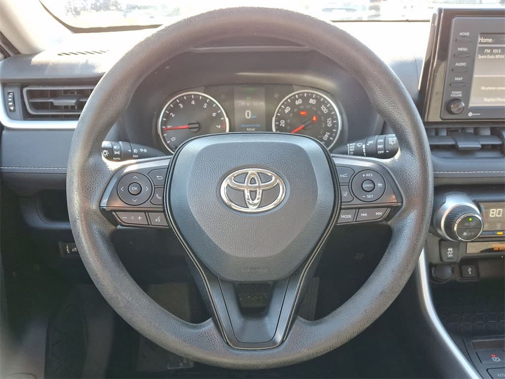 2021 Toyota RAV4 XLE 2