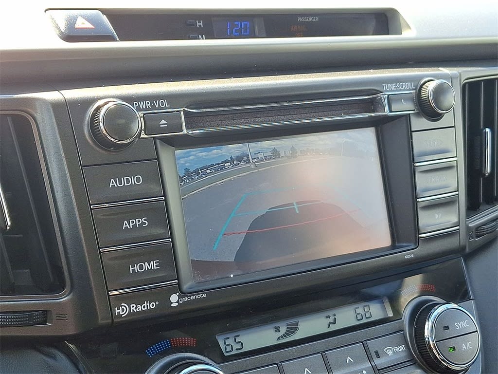 Thumbnail: 2015 Toyota RAV4 - 24