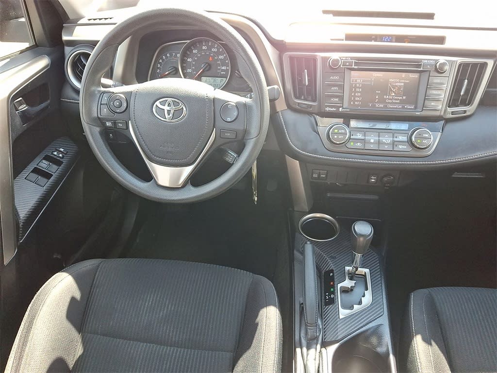 Thumbnail: 2015 Toyota RAV4 - 29