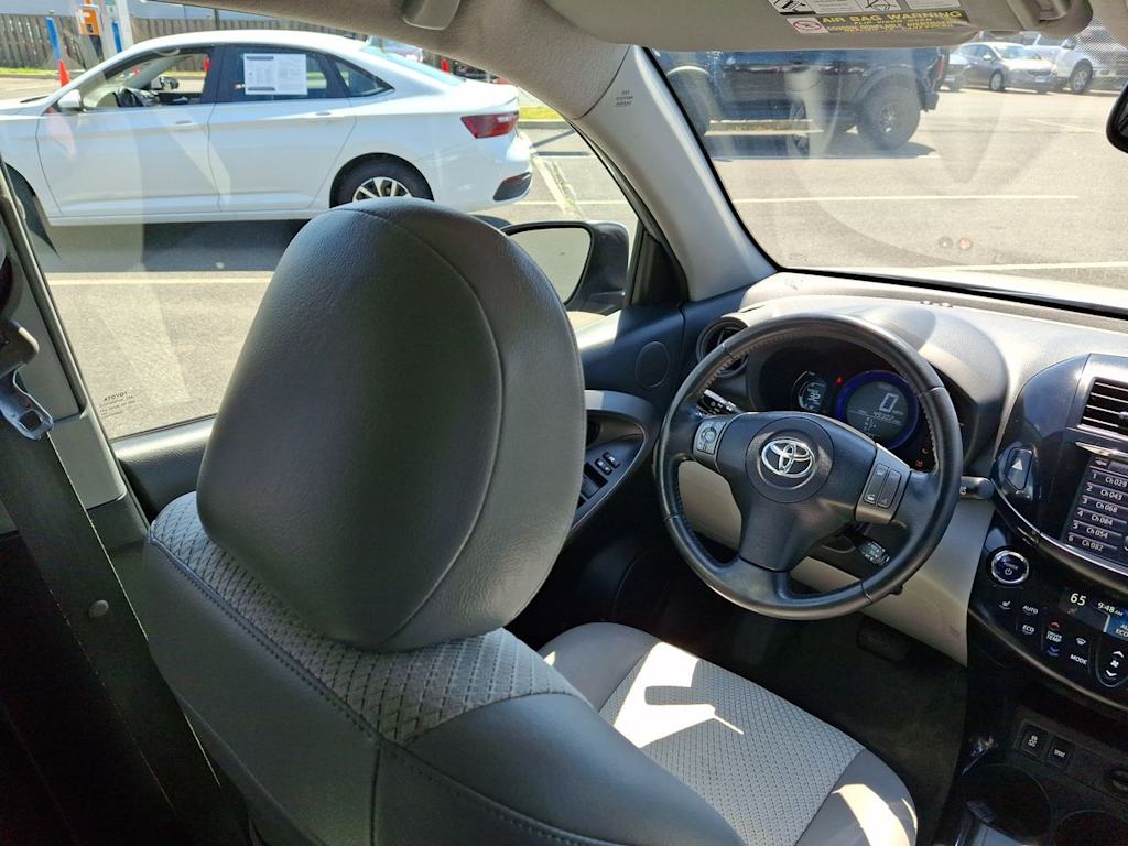 Thumbnail: 2012 Toyota RAV4 - 7