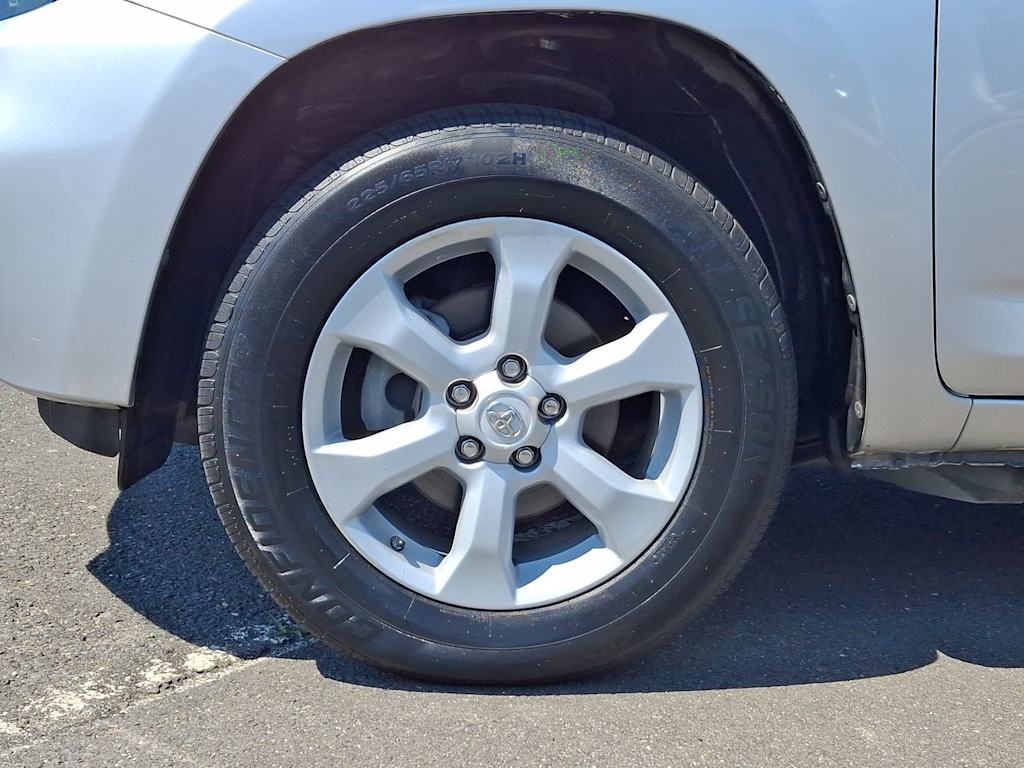 Thumbnail: 2012 Toyota RAV4 - 6