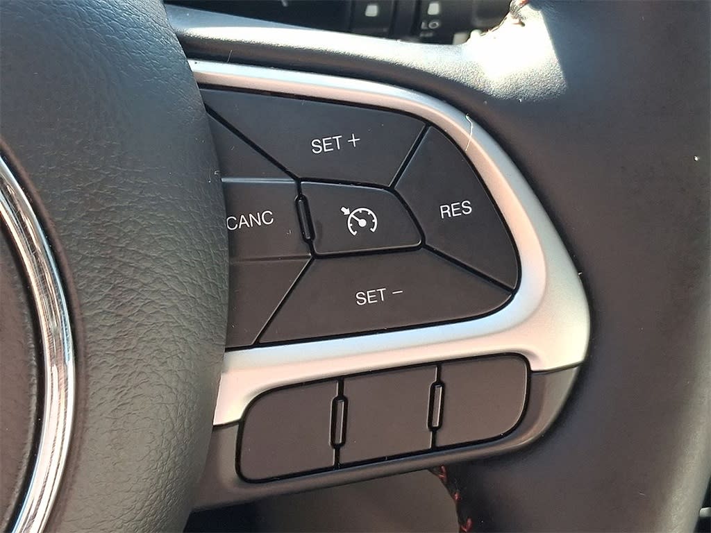 Thumbnail: 2018 Jeep Compass - 27