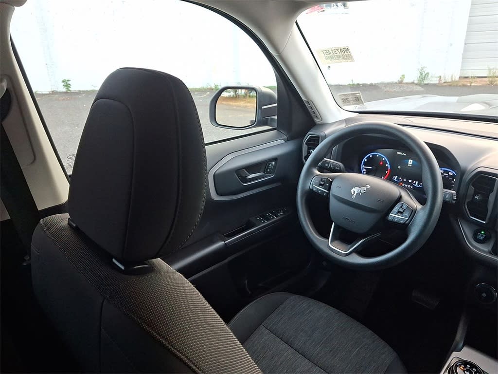 Thumbnail: 2021 Ford Bronco Sport - 7