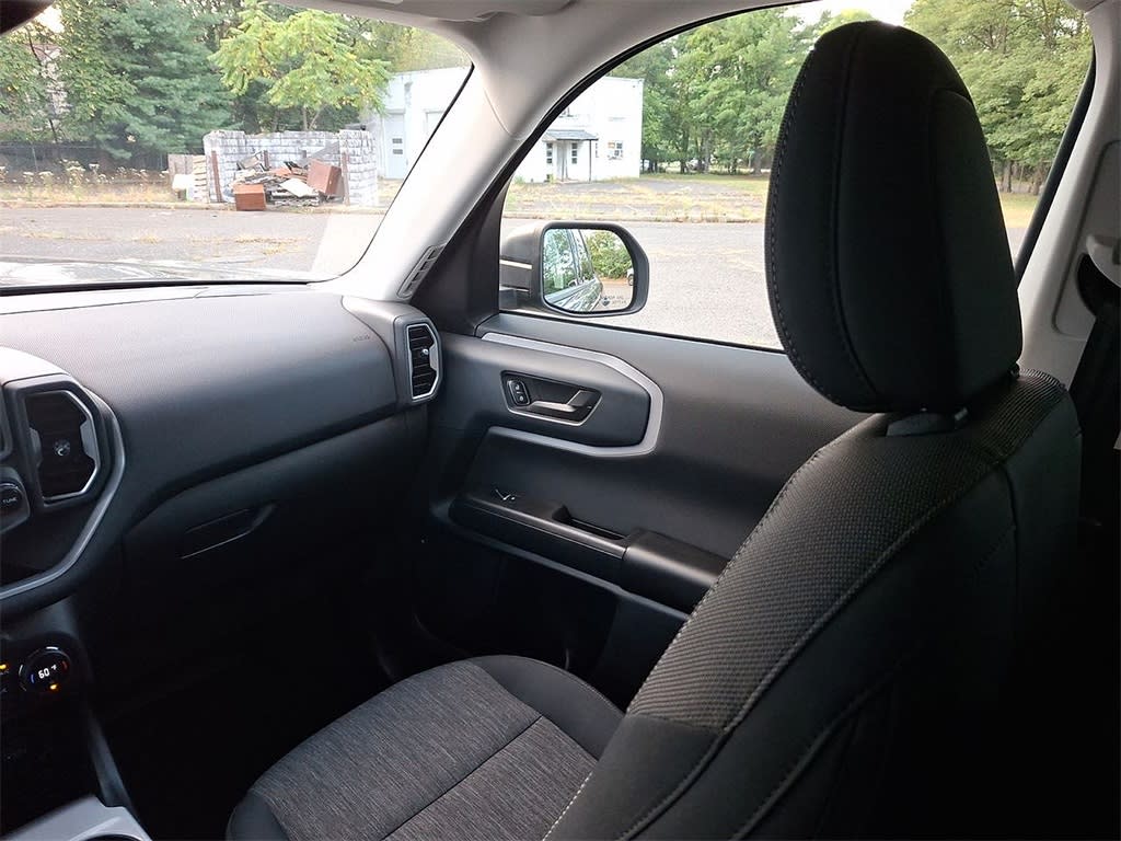 Thumbnail: 2021 Ford Bronco Sport - 21