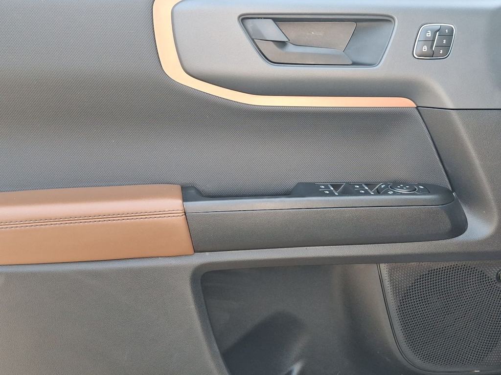 Thumbnail: 2023 Ford Bronco Sport - 23