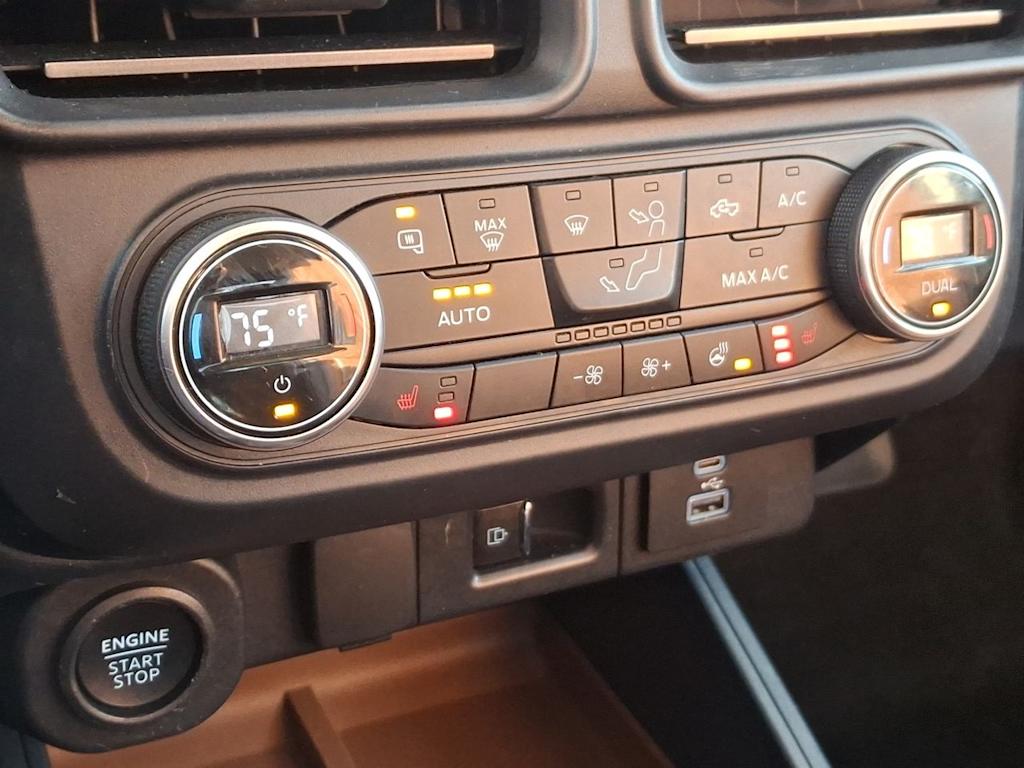 Thumbnail: 2022 Ford Maverick - 27