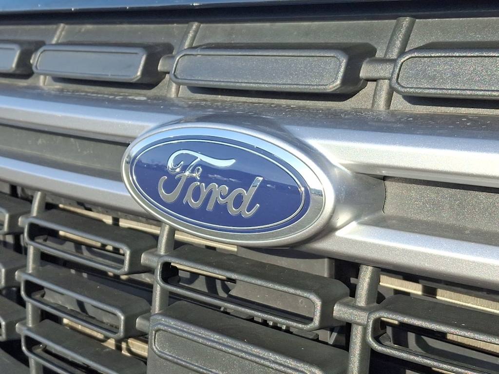 Thumbnail: 2022 Ford Maverick - 29