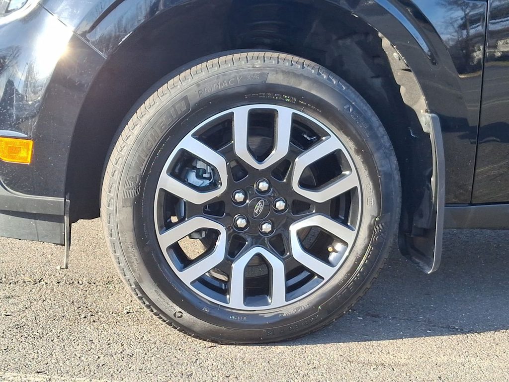 Thumbnail: 2022 Ford Maverick - 5