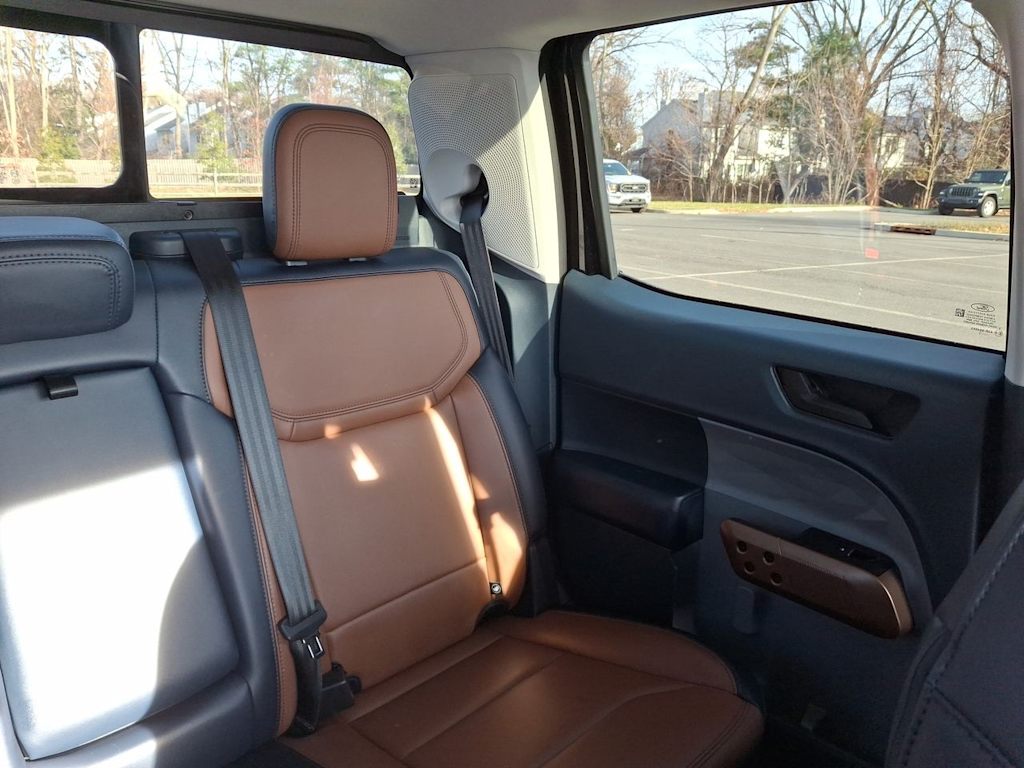 Thumbnail: 2022 Ford Maverick - 21