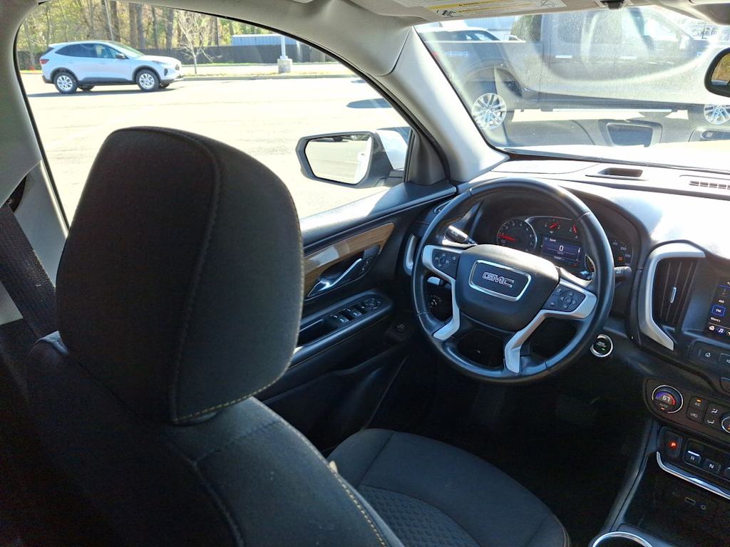 Thumbnail: 2020 GMC Terrain - 10