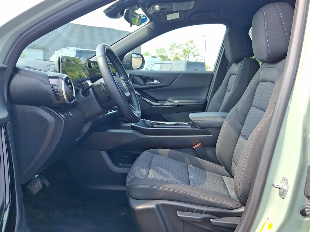 Thumbnail: 2025 Chevrolet Equinox - 9