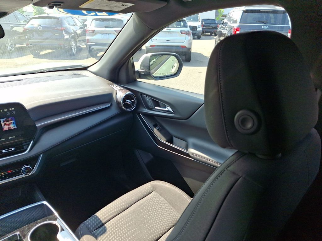 Thumbnail: 2025 Chevrolet Equinox - 21