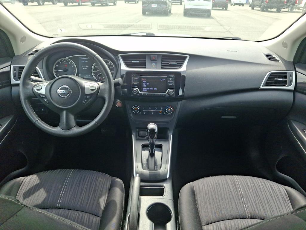 Thumbnail: 2017 Nissan Sentra - 2