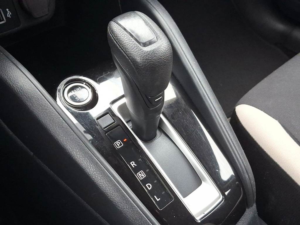 Thumbnail: 2022 Nissan Versa - 13