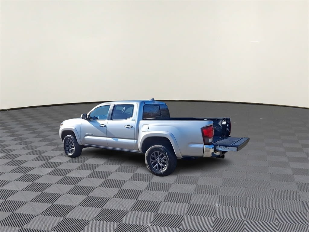 2022 Toyota Tacoma SR5 15