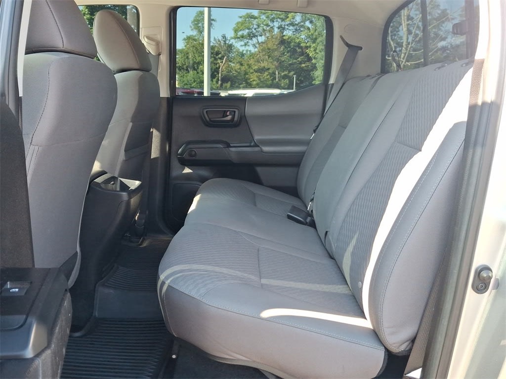 Thumbnail: 2022 Toyota Tacoma - 27