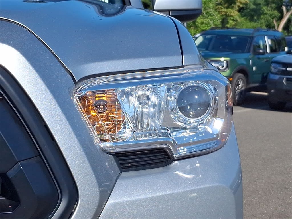 Thumbnail: 2022 Toyota Tacoma - 29