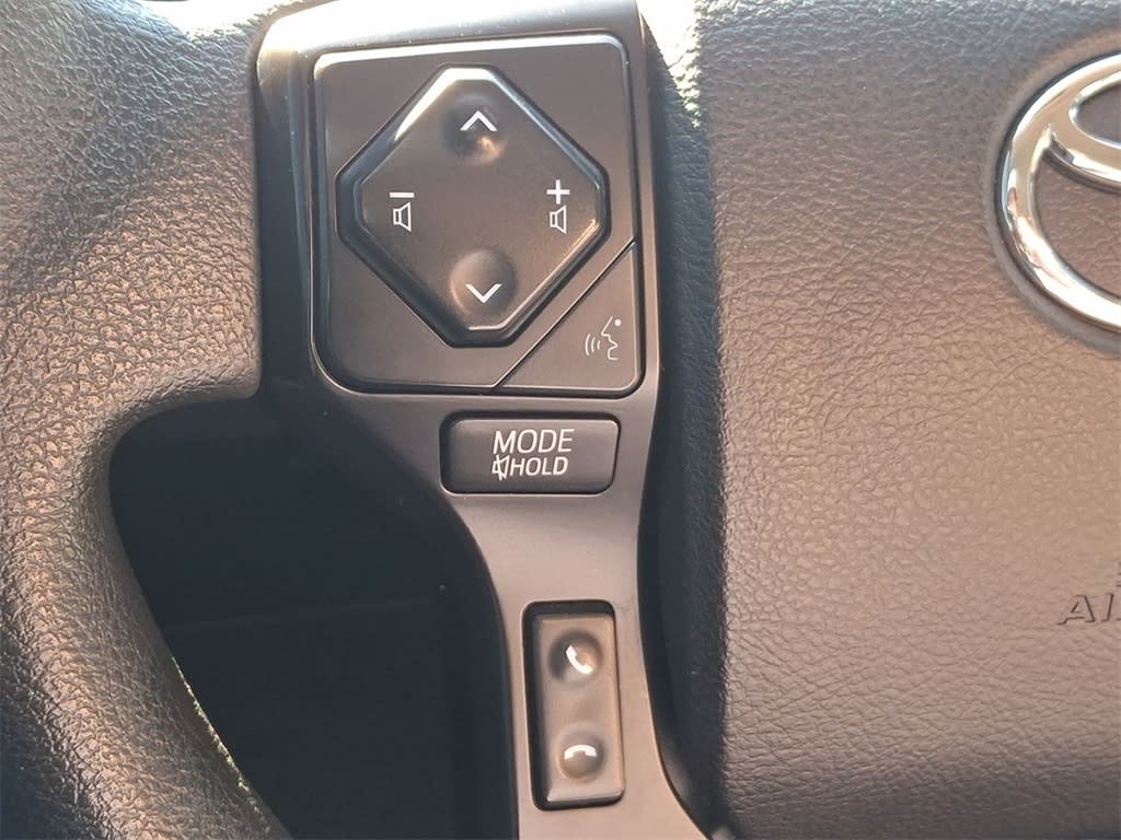 Thumbnail: 2022 Toyota Tacoma - 24