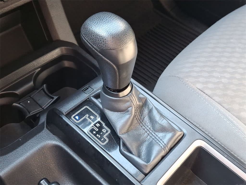 Thumbnail: 2022 Toyota Tacoma - 13