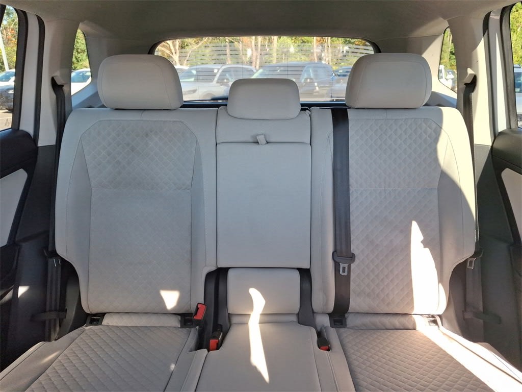 Thumbnail: 2018 Volkswagen Tiguan - 22