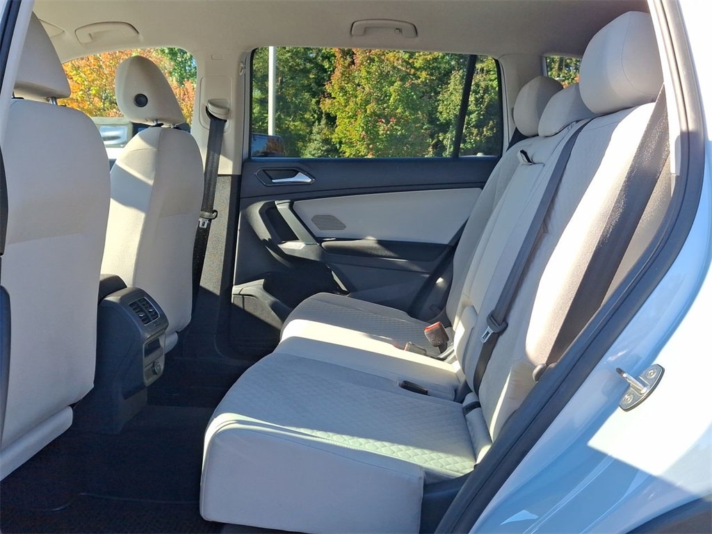 Thumbnail: 2018 Volkswagen Tiguan - 29