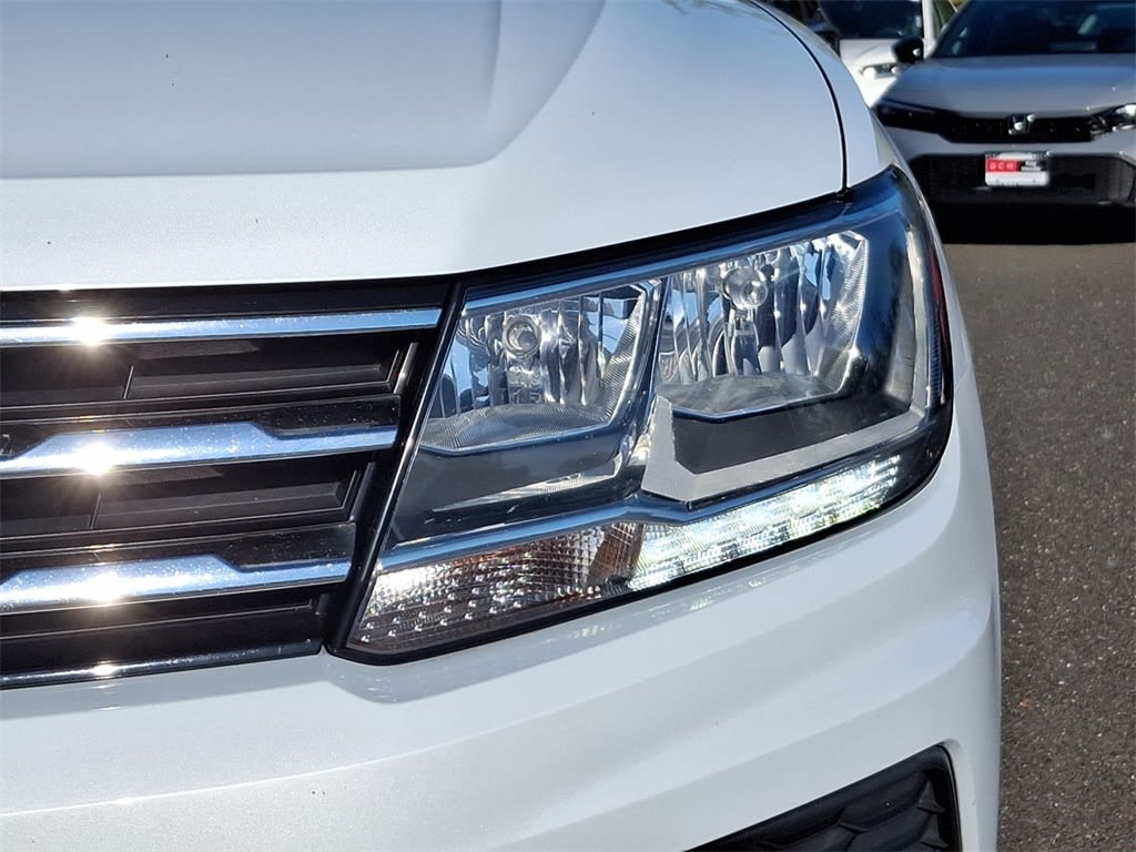 Thumbnail: 2018 Volkswagen Tiguan - 30