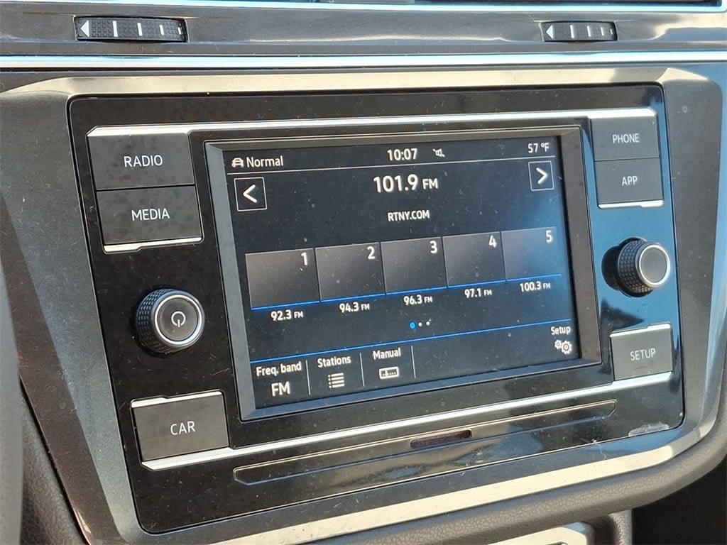 Thumbnail: 2018 Volkswagen Tiguan - 13