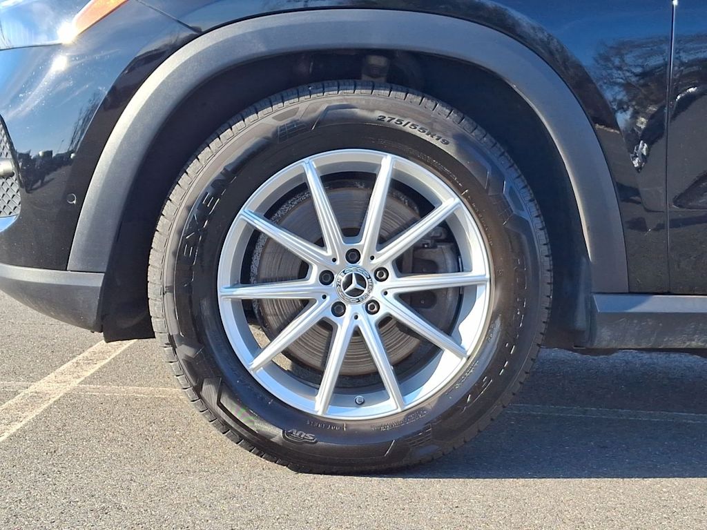 Thumbnail: 2024 Mercedes-Benz GLE - 7